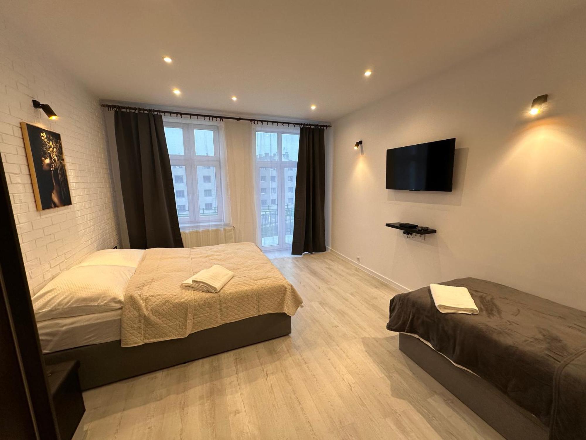 Apartamenty Ktw Central Station كاتوفيتسه المظهر الخارجي الصورة