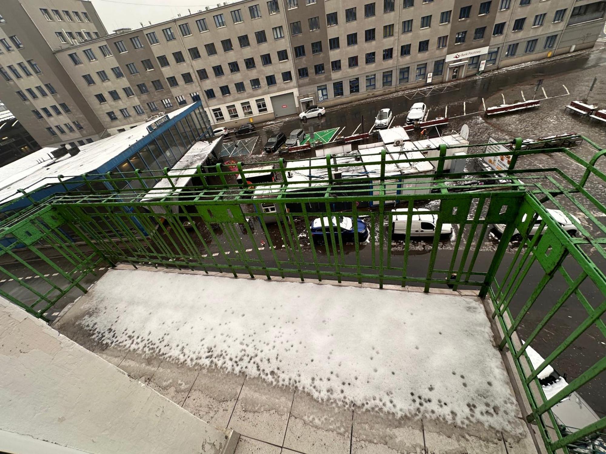 Apartamenty Ktw Central Station كاتوفيتسه المظهر الخارجي الصورة