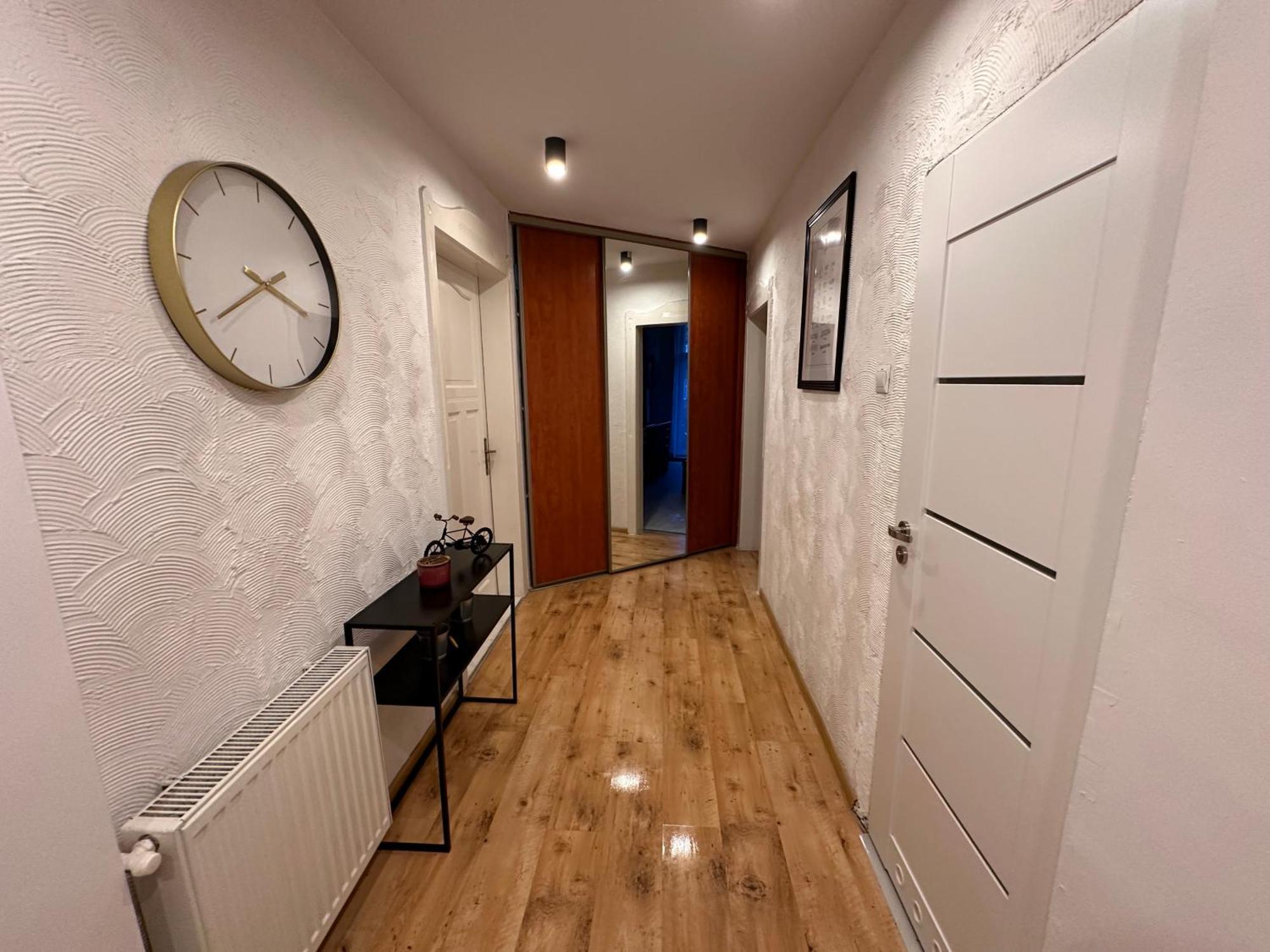 Apartamenty Ktw Central Station كاتوفيتسه المظهر الخارجي الصورة
